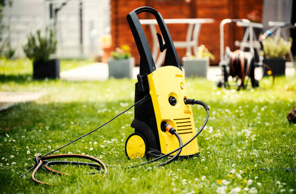 Best Soft Washing  in Falcon Heights, MN